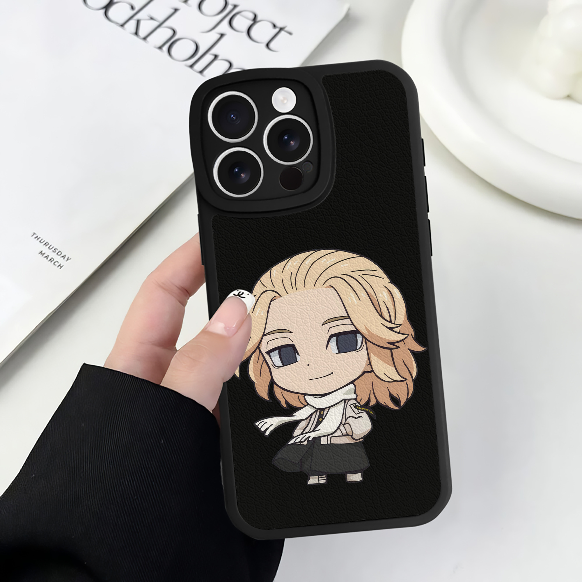 （画像用） 東京リベンジャーズ Tokyo Revengers 【iPhone 16シリーズ対応】シリコンスマホケース（レザー調） 材質：シリコン